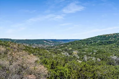 20220 Doe Run, Lago Vista, TX 78645 - Photo 2