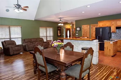 211 Cambridge Drive, New Braunfels, TX 78132 - Photo 2