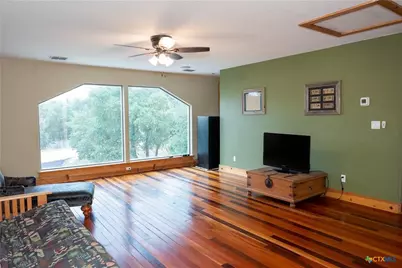 211 Cambridge Drive, New Braunfels, TX 78132 - Photo 16