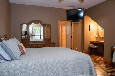 211 Cambridge Drive, New Braunfels, TX 78132 - Photo 10