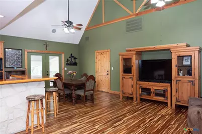 211 Cambridge Drive, New Braunfels, TX 78132 - Photo 6