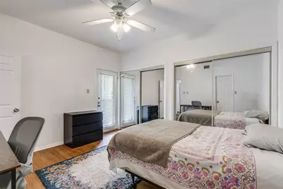 807 W 25th Street #214, Austin, TX 78705 - Photo 24