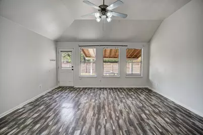 11608 Prince Phillip Way, Manor, TX 78653 - Photo 14
