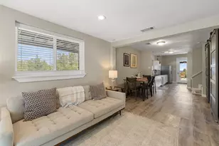 900 Deer Creek Cir, Dripping Springs, TX 78620 - Photo 4