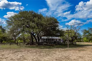 9939 Co Rd 404, Spicewood, TX 78669 - Photo 22