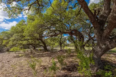 9939 County Road 404, Spicewood, TX 78669 - Photo 20