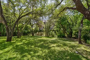 202 Laurelwood Trail, Austin, TX 78746 - Photo 36
