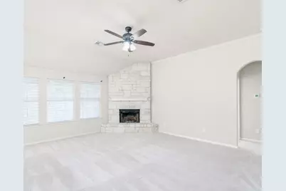 100 Clydesdale Court, Liberty Hill, TX 78642 - Photo 4