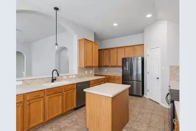 100 Clydesdale Court, Liberty Hill, TX 78642 - Photo 10