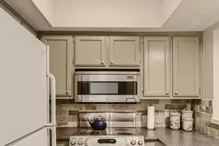 1404 Norwalk Ln, Austin, TX 78703 - Photo 12