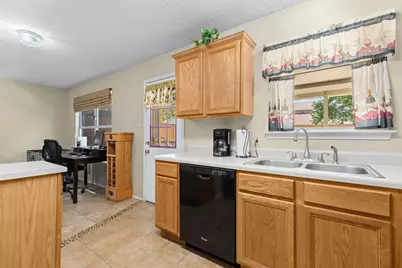 2158 Redwing Way, Round Rock, TX 78664 - Photo 10