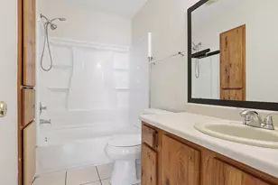 11912 Sunhillow Bend, Austin, TX 78758 - Photo 8