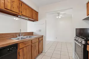 11912 Sunhillow Bend, Austin, TX 78758 - Photo 6