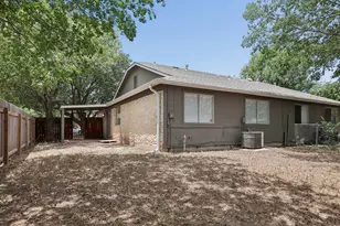 11912 Sunhillow Bend, Austin, TX 78758 - Photo 14