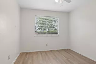 11912 Sunhillow Bend, Austin, TX 78758 - Photo 10