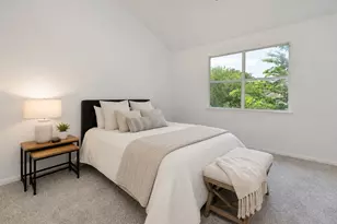 512 Eberhart Ln, Austin, TX 78745 - Photo 10