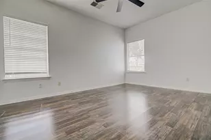 4605 Ribbecke Ave, Austin, TX 78721 - Photo 14