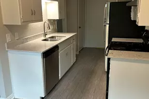 11700 Sierra Nevada Ln, Austin, TX 78759 - Photo 8