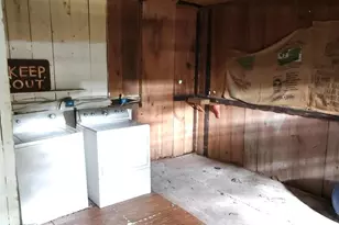 910 E 13th, Austin, TX 78702 - Photo 16