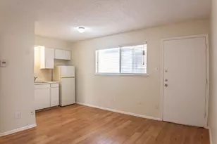 924 E Dean Keeton St, Austin, TX 78705 - Photo 2