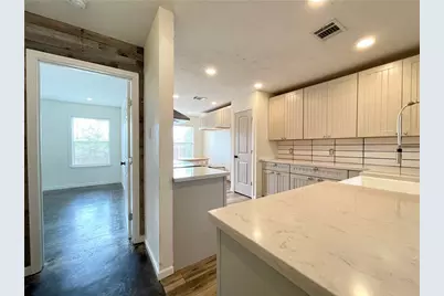 1060 W South Street, Leander, TX 78641 - Photo 8