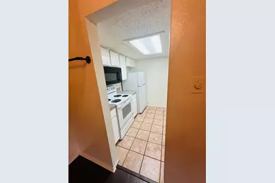 2401 Leon Street #307, Austin, TX 78705 - Photo 12