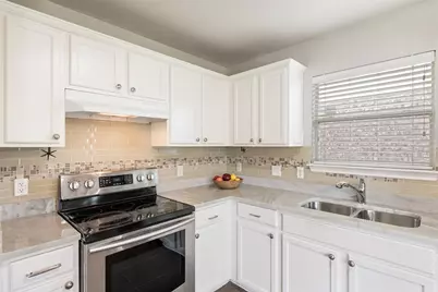 12821 Thomas Jefferson Street, Manor, TX 78653 - Photo 10