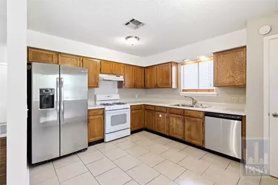 9002 Marsh Drive, Austin, TX 78748 - Photo 2