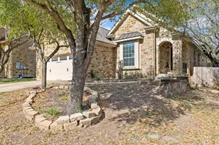 8505 Alophia Dr, Austin, TX 78739 - Photo 2