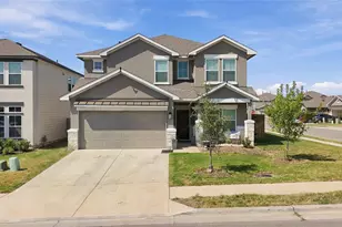 265 Ironshoe Trl, Liberty Hill, TX 78642 - Photo 2