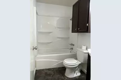 302 Harris Street, Smithville, TX 78957 - Photo 6