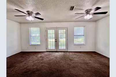302 Harris Street, Smithville, TX 78957 - Photo 30