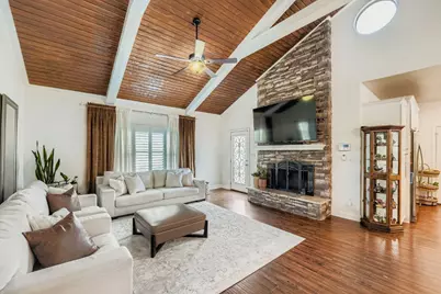 296 Makaha Drive, Bastrop, TX 78602 - Photo 6