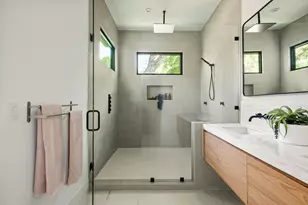 3210 Thompson St, Austin, TX 78702 - Photo 18