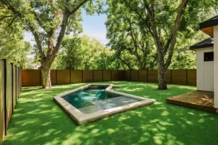 3210 Thompson St, Austin, TX 78702 - Photo 2