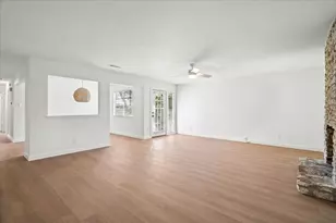 11131 Henge Dr, Austin, TX 78759 - Photo 26