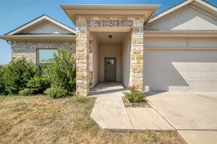 108 Kleberg Ct, Georgetown, TX 78626 - Photo 2