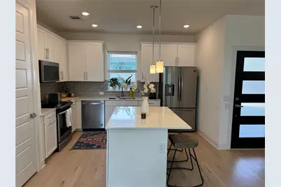 1125 Saucedo Street #2, Austin, TX 78721 - Photo 4