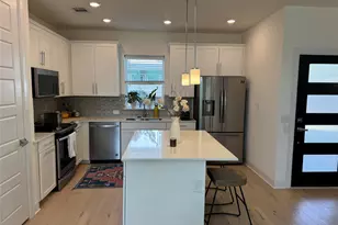 1125 Saucedo St, Austin, TX 78721 - Photo 4