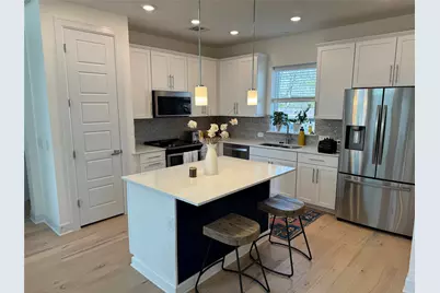 1125 Saucedo Street #2, Austin, TX 78721 - Photo 2