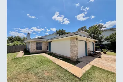 2305 Whitlow Cove, Round Rock, TX 78681 - Photo 12