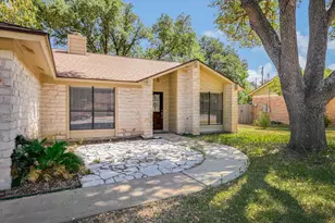 1602 E Messick Loop, Round Rock, TX 78681 - Photo 2