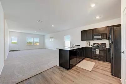 611 Halfmoon Drive, Lockhart, TX 78644 - Photo 2