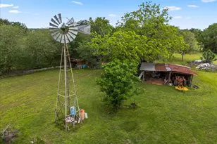 5612 Hwy 71 E, Smithville, TX 78957 - Photo 18