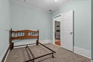 5612 Hwy 71 E, Smithville, TX 78957 - Photo 20