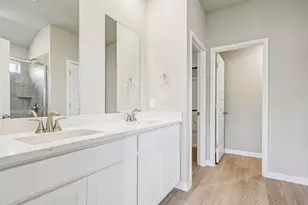 150 Coopers Hawk Crst, Cedar Creek, TX 78612 - Photo 8