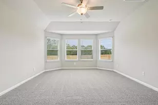 150 Coopers Hawk Crst, Cedar Creek, TX 78612 - Photo 6