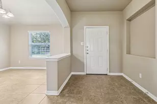 109 Mollie Dr, Hutto, TX 78634 - Photo 6