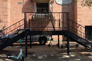 2401 Leon St, Austin, TX 78705 - Photo 12