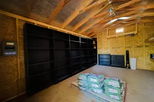 1575 County Road B Rd, Lexington, TX 78947 - Photo 32